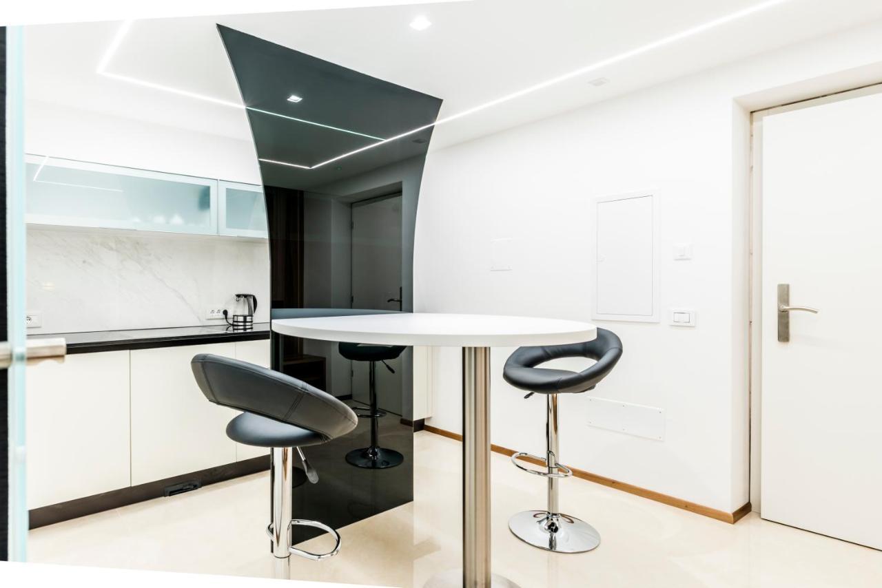 Apartments Villa Venezia Luxury 오르띠세이 외부 사진